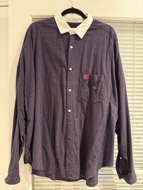 Blanca Studio Long-Sleeve Button-Up Shirt with White Collar - Navy/Red Check Lar